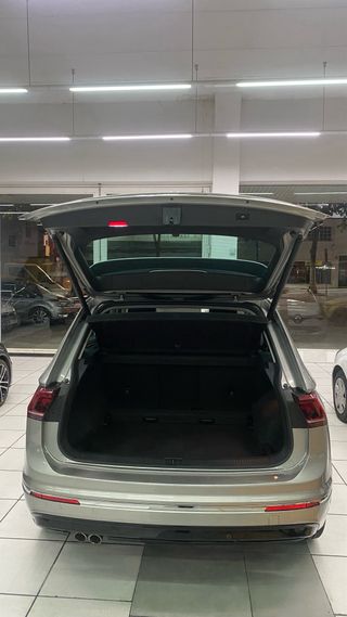 Volkswagen Tiguan Sport 2.0 TDI R-LINE