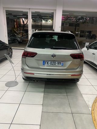 Volkswagen Tiguan Sport 2.0 TDI R-LINE