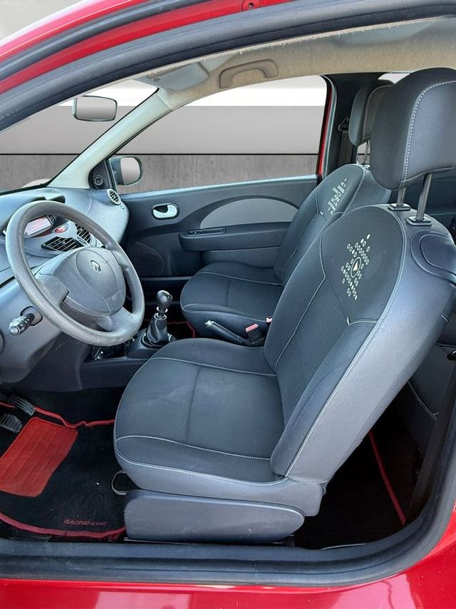 Renault Twingo Access (2011)