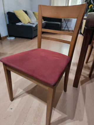 Mesa extensible con 3 sillas