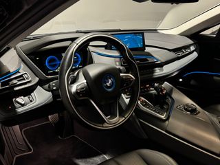 BMW i8 2020