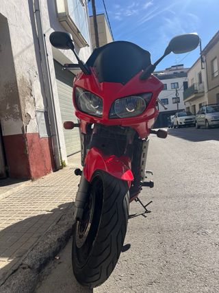 Yamaha Fazer 1000 (FZS1000) 2004 Moto inacabable!!