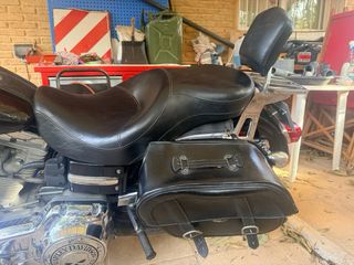 Harley Davidson Dyna Superglide Custom Negra