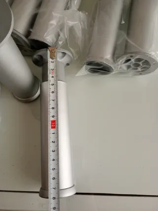 12 Patas para muebles plateadas, extensible