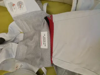 Mochila Portabebés BabyBjörn Estampado Hojas