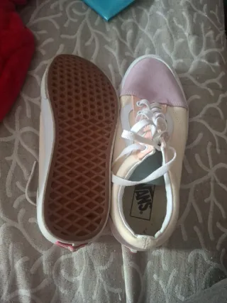 Zapatillas Vans Beige y Rosa