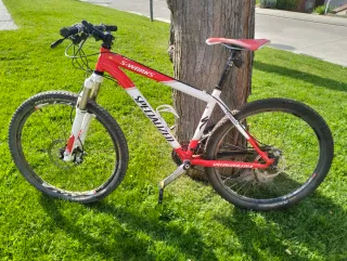 Bicicleta da Montagna Specialized S-Works Rossa