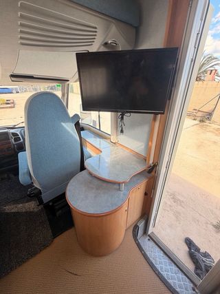 Autocaravana Integral Burstner Elegance 660i