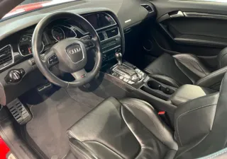 Audi RS5 2011