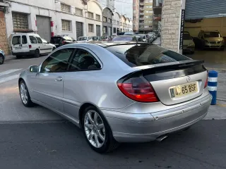 Mercedes-Benz 220 cdi  año/2002