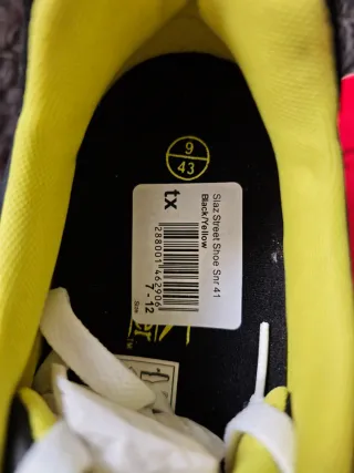 Zapatos de golf Slazenger negros y amarillos