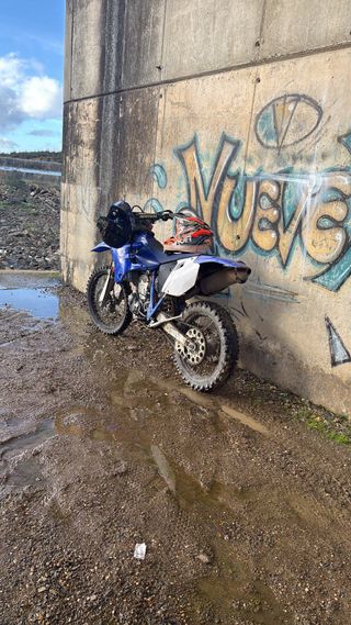 Moto Enduro/Motocross Azul y Negra , yamaha 250 Wr