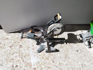 Sierra ingletadora Toolson