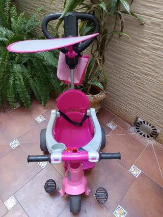 Triciclo para bebé rosa