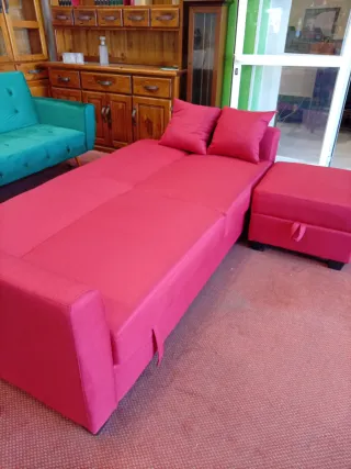 Chaise longue de tela y madera