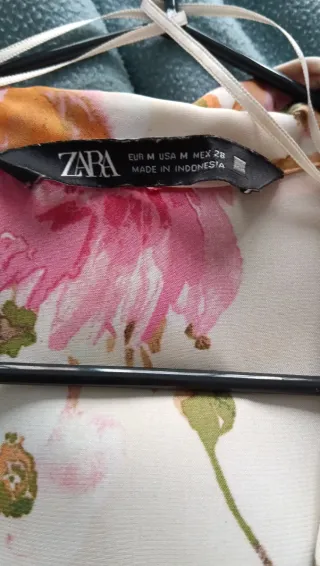 Camisa Zara Estampada Flores Rosa