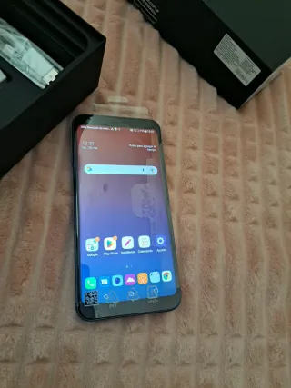 Teléfono LG Q7 Negro