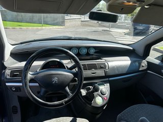 Peugeot 806 2004