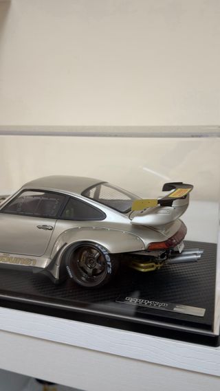 Porsche RWB 1:18 Ignition Model
