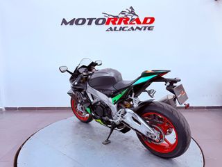 Aprilia RSV4