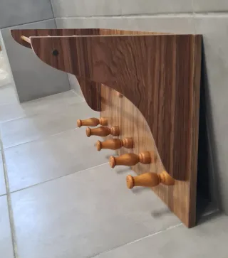 Perchero de madera con 10 ganchos