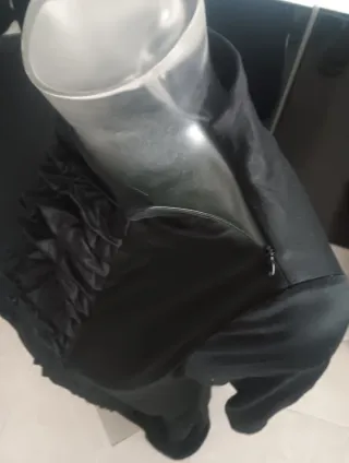 Vestido Pedro del Hierro Negro Volantes