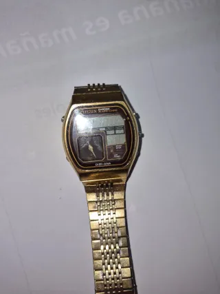 Reloj Citizen Dorado Digi-Ana Crono Alarma