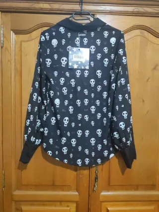 Camisa Aire Retro Calaveras Talla XS