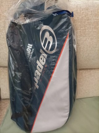 Paletero Bullpadel Advanced Azul
