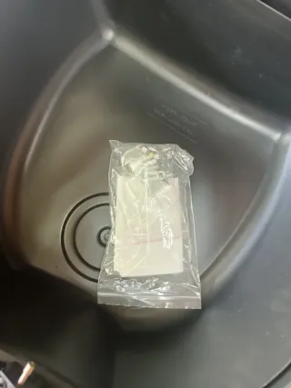 Nuevo a estrenar,Baúl Moto 28L REDCAR 553A Negro