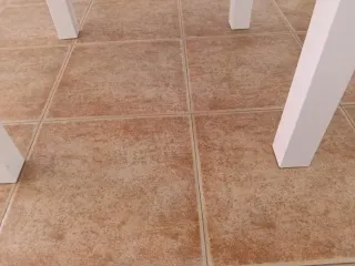 Mesa auxiliar blanca Ikea