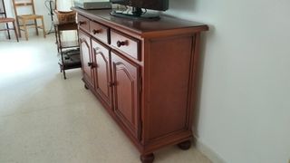 Mueble de salón de madera