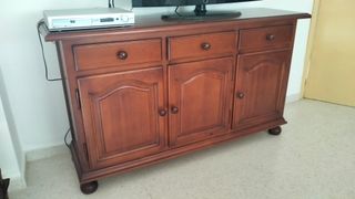 Mueble de salón de madera