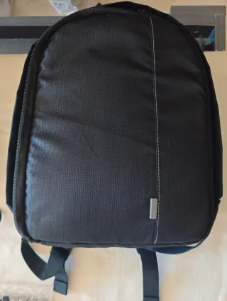 Cámara Canon EOS R100 Mirrorless + Accesorios