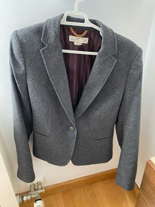 Americana gris talla 40