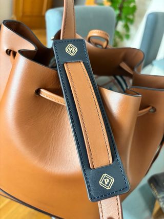 Bolso Paris64 marrón