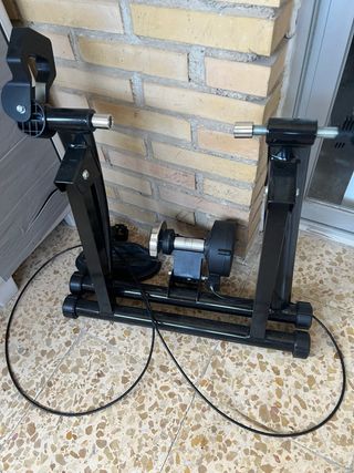 Rodillo para bicicleta Usado solo 15 minutos