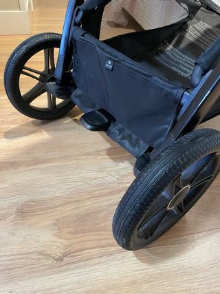 Capazo + Silla Paseo Inglesina Aptica