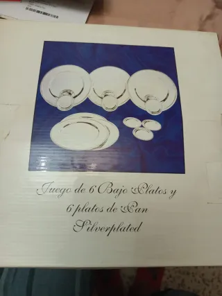 Set di posate in argento + 6 piatti da dessert in argento