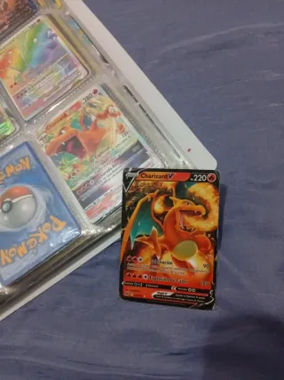 Charizard V Pokemon Card