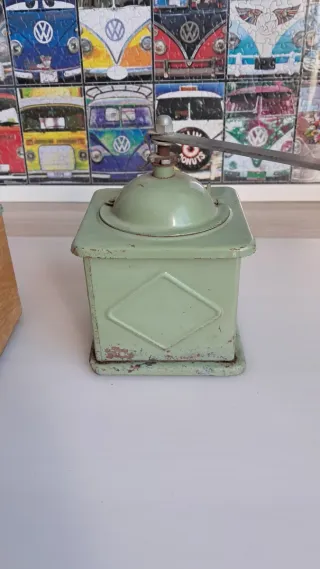 2 Molinillos de café vintage ELMA