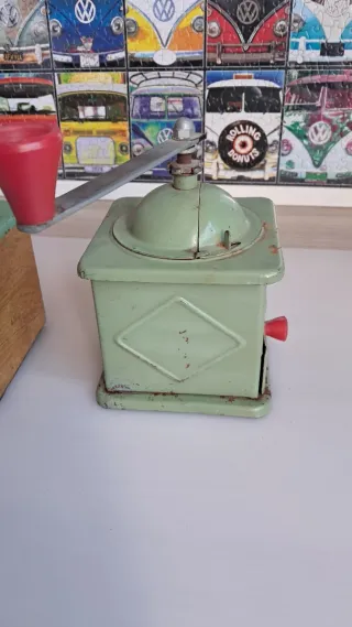 2 Molinillos de café vintage ELMA
