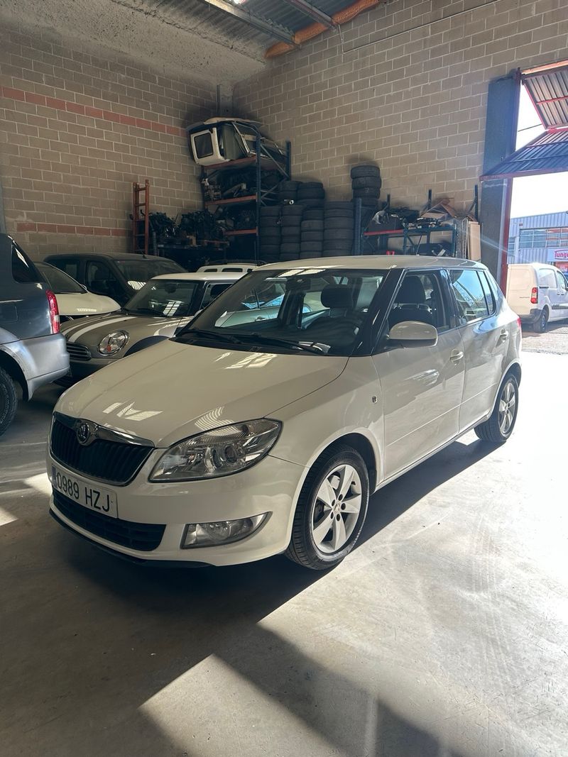Škoda Fabia 1.6 TDI CR Elegance 2014, foto 3