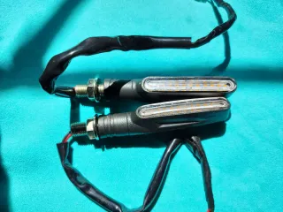 Intermitentes LED secuenciales moto