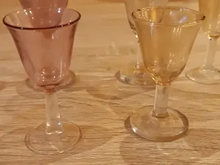 Vasos de licor pequeños de cristal