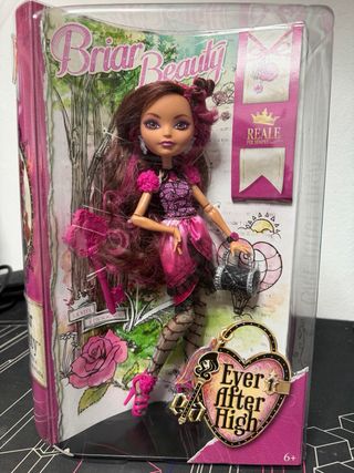 Muñeca Ever After High Briar Beauty