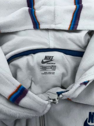 Chaqueta Nike Rayas Vintage terciopelo 2000s
