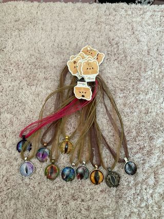 Collares con colgante de ojo