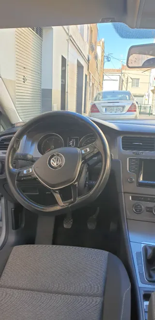 Volkswagen Golf 7,110cv Bluemotion