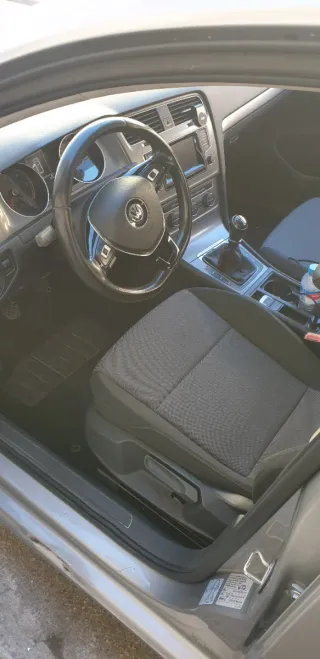 Volkswagen Golf 7,110cv Bluemotion